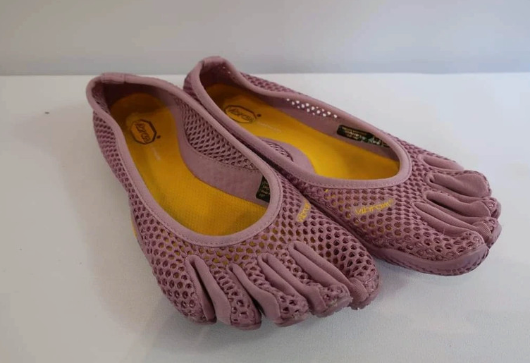 Vibram Five Finger moteriški batai 38 dydis