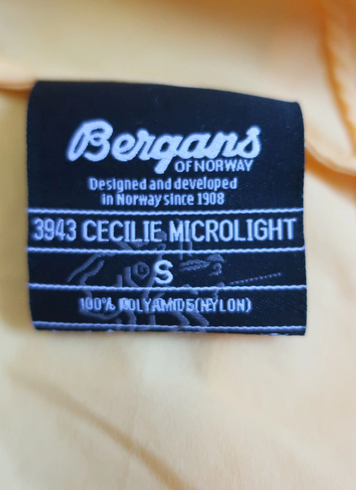Bergans moteriška lengva striukė /vėjinukė S dydis