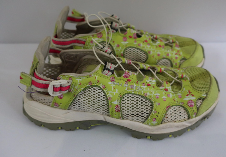 Salomon laisvalaikio sandalai 36,5/37 dydis