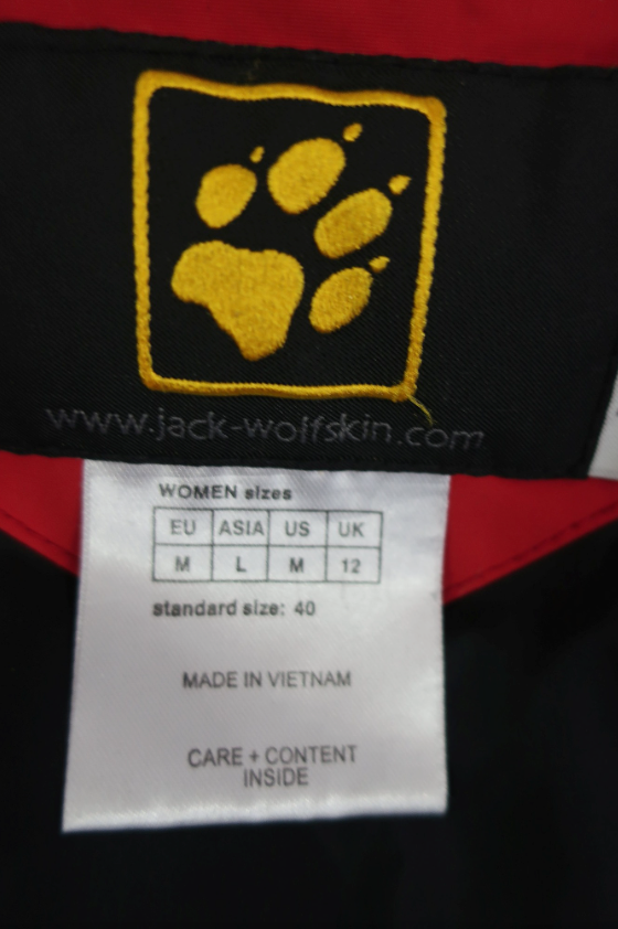 JACK WOLFSKIN moteriška striukė M/L dydis
