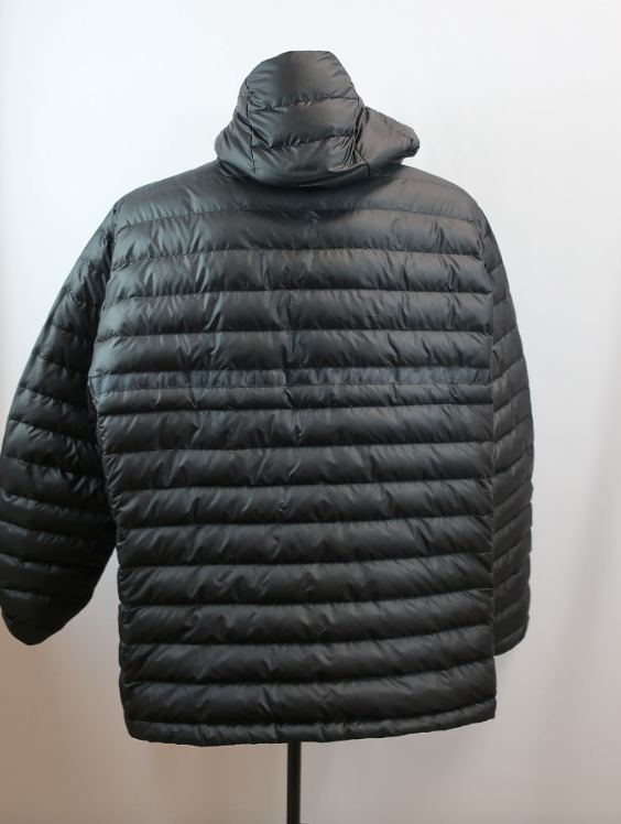 PATAGONIA vyriška lengva pūkinė striukė XL/XXL dydis