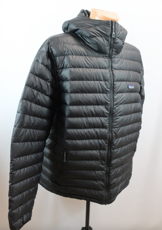 PATAGONIA vyriška lengva pūkinė striukė XL/XXL dydis