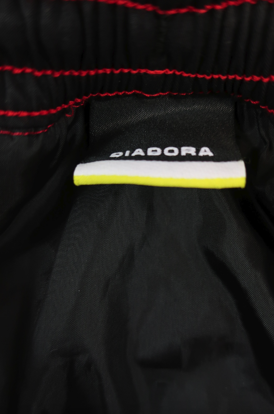 DIADORA vyriškos neperšlampančios, laisvalaikio kelnės M dydis