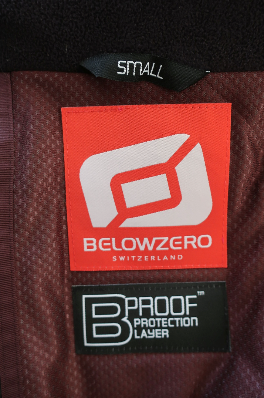 BELOWZERO moteriška striukė S/M dydis