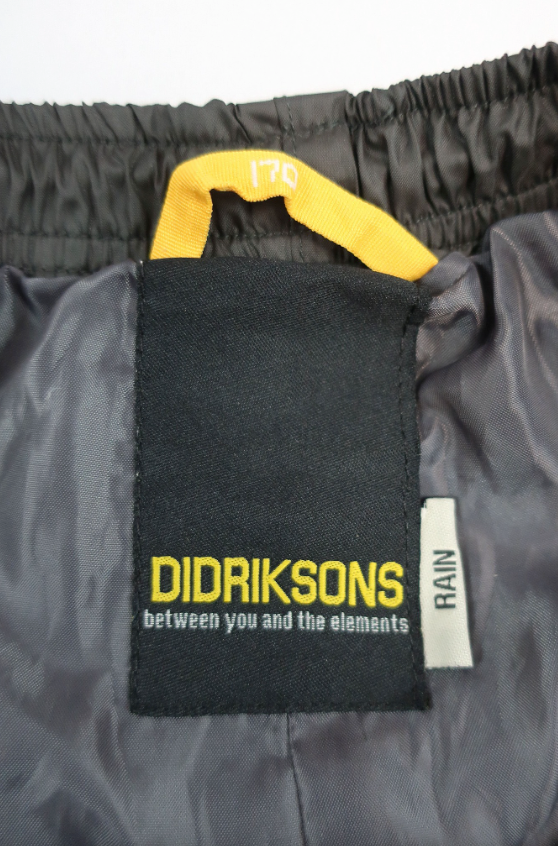 DIDRIKSONS neperšlampančios laisvalaikio kelnės M/L dydis